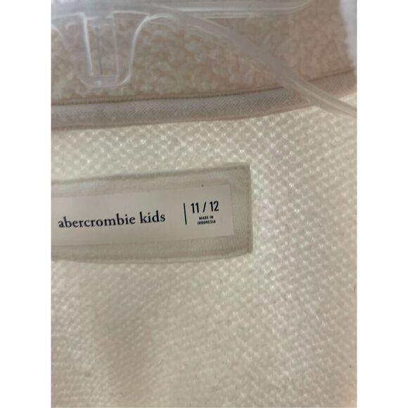Abercrombie Ivory Henley Sherpa Size 11-12 - Picture 7 of 8